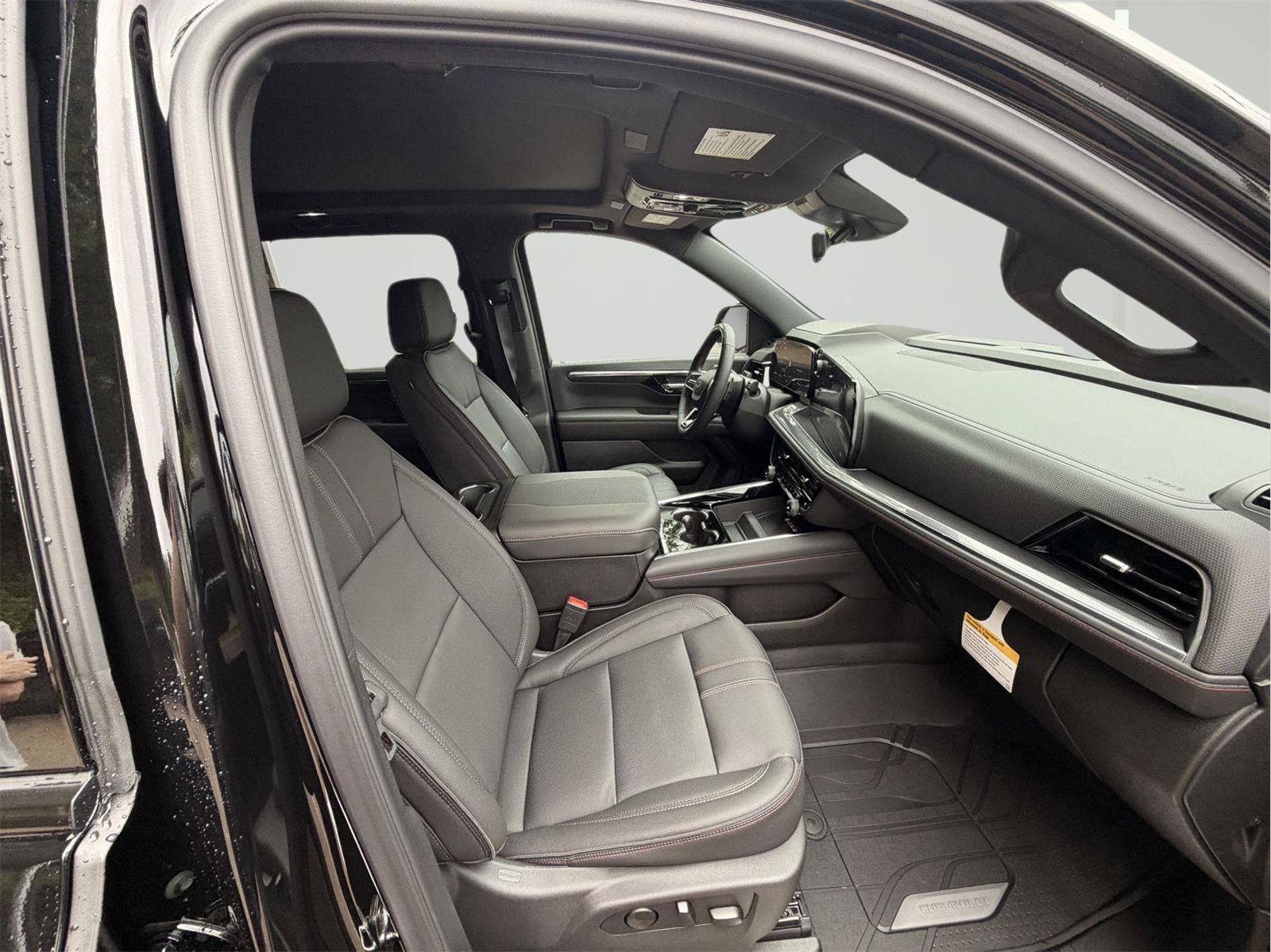 New 2026 Chevrolet Suburban RST w/ Advanced Technology Package AWD/4WD image 27