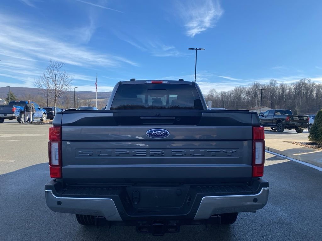 Used 2022 Ford F350 Lariat w/ Lariat Ultimate Package image 3