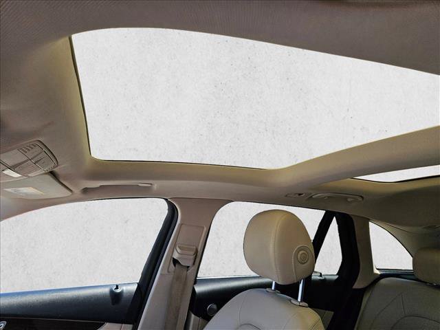 Used 2016 Mercedes-Benz GLC 300 image 17