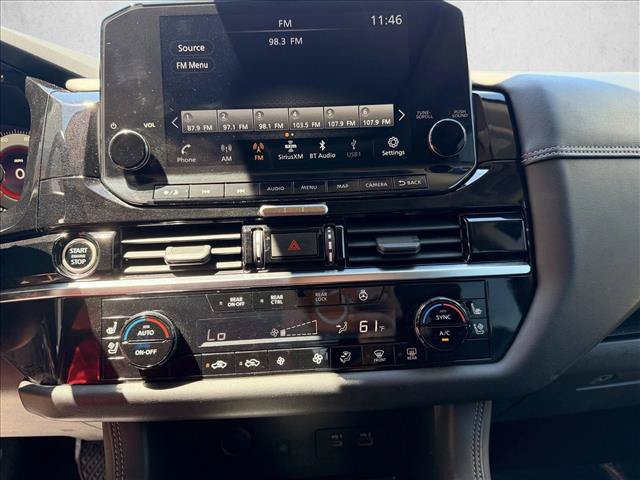 Used 2022 Nissan Pathfinder Platinum w/ Cargo Package AWD/4WD image 18