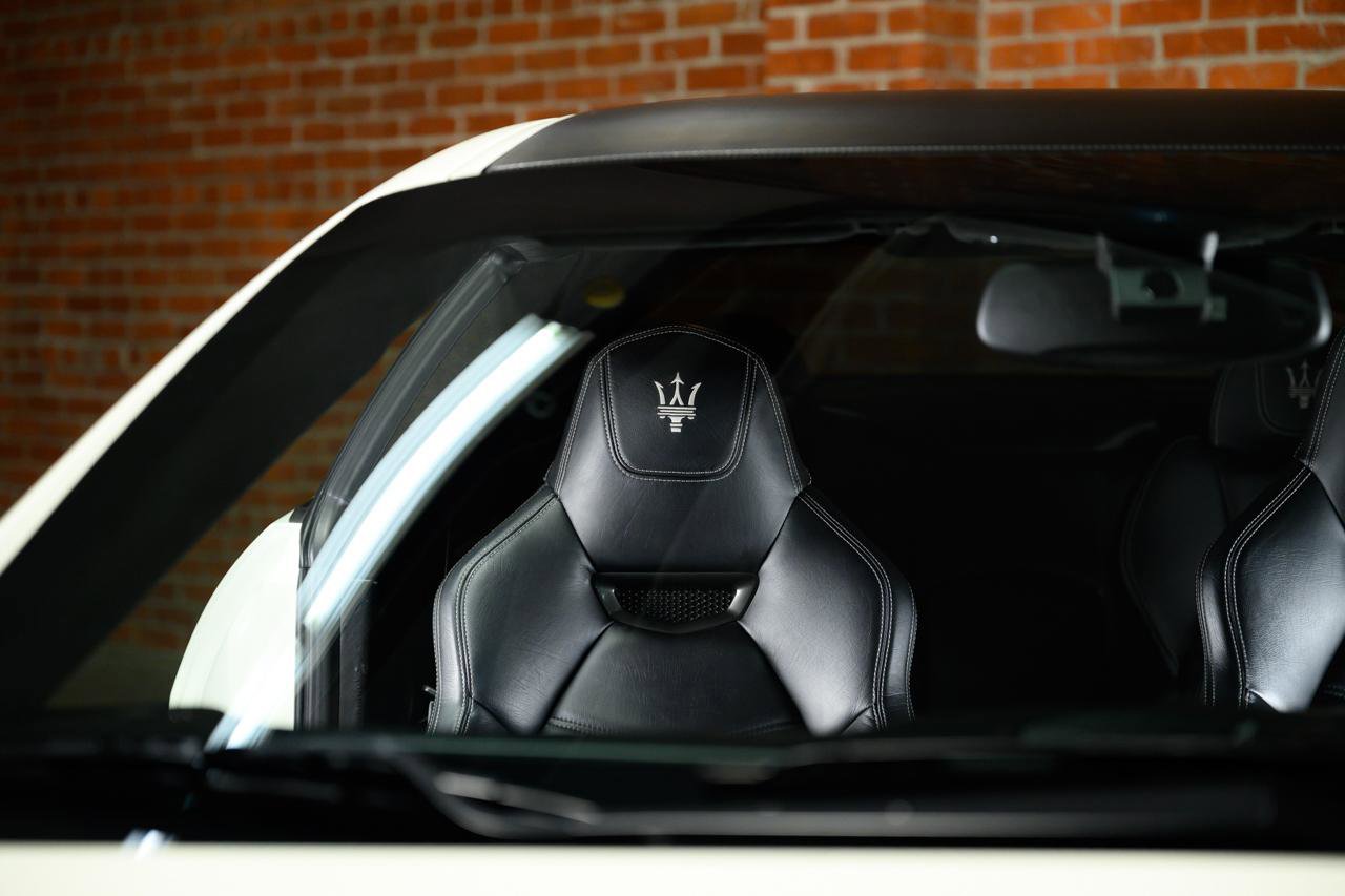 Used 2015 Maserati GranTurismo MC image 22