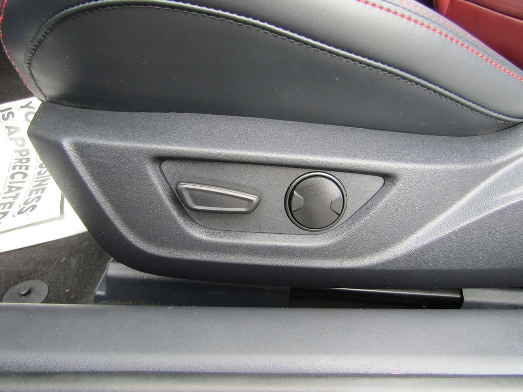 Used 2025 Ford Mustang GT Premium RWD image 27