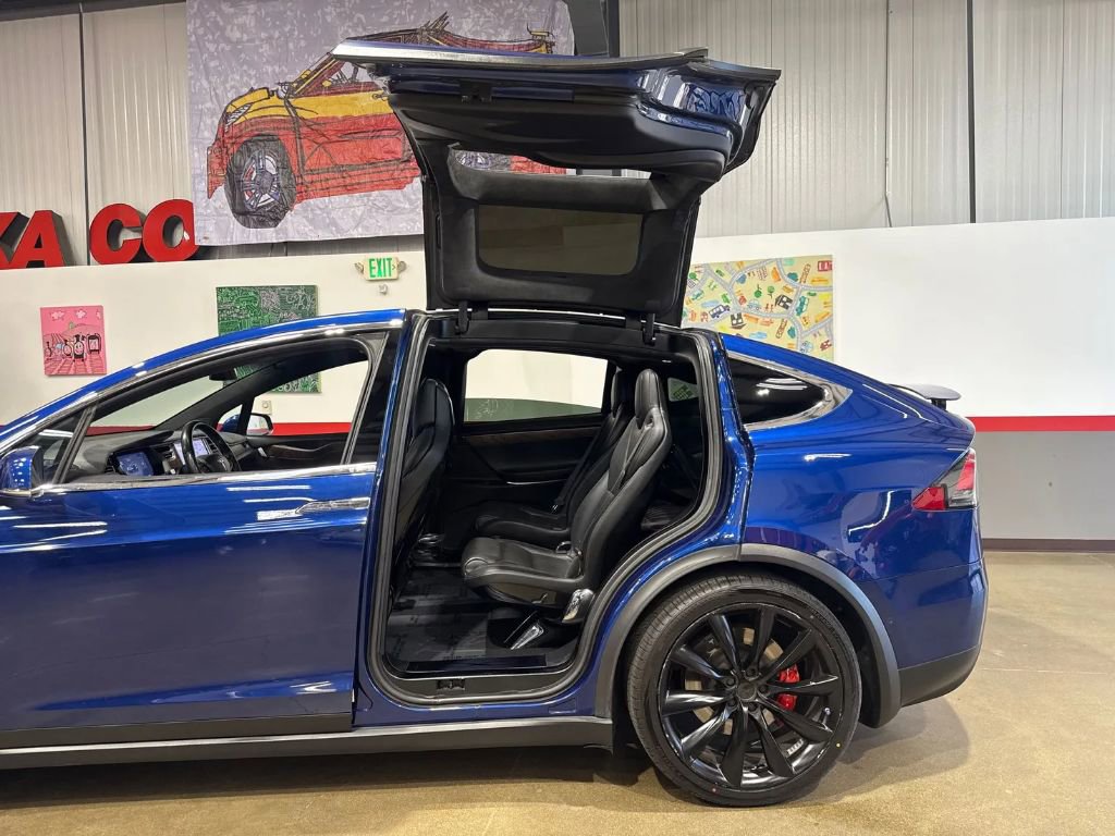 Used 2016 Tesla Model X Performance image 16