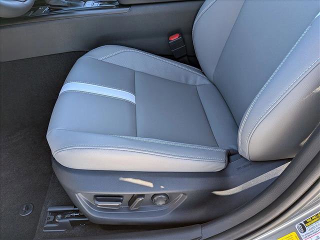 New 2026 Toyota Camry SE image 4