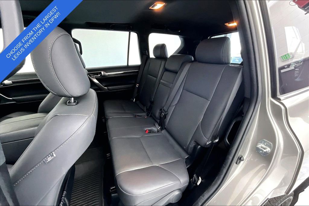 Used 2022 Lexus GX 460 Premium w/ Premium Plus Package image 35