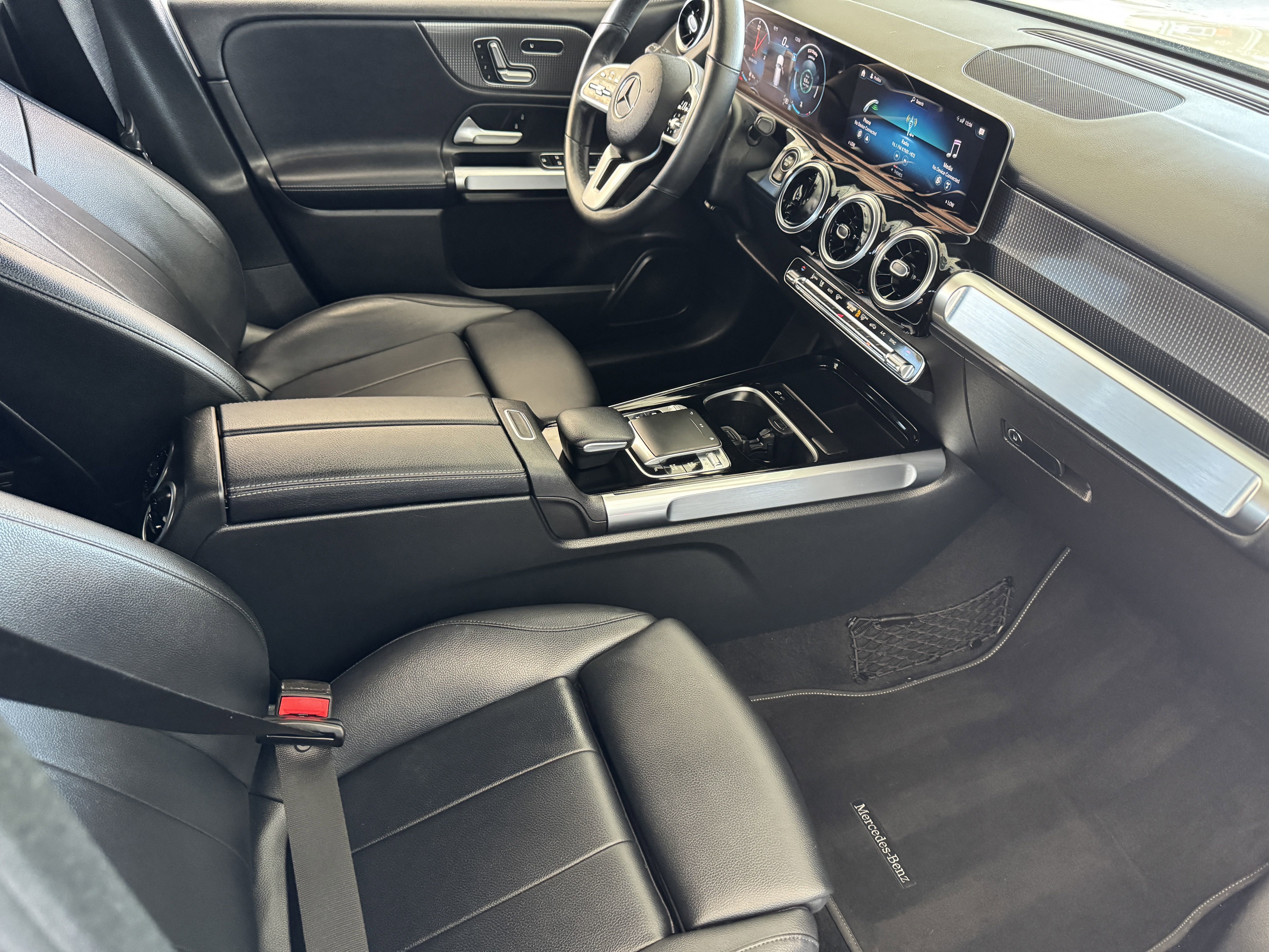 Used 2020 Mercedes-Benz GLB 250 4MATIC image 20