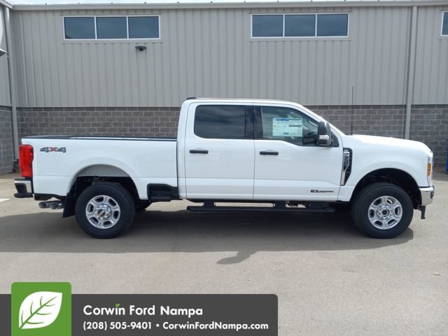 New 2026 Ford F350 XLT w/ Snow Plow/Camper Package video 2