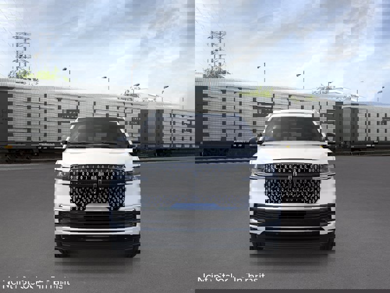 New 2026 Lincoln Navigator L Reserve image 6