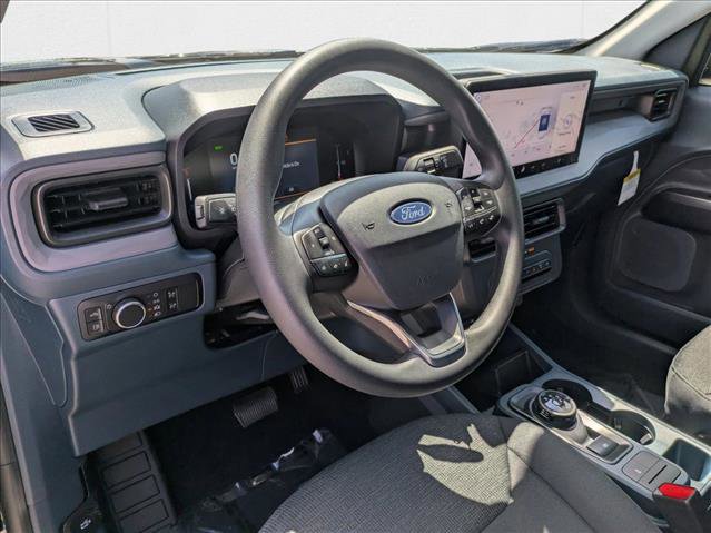 New 2025 Ford Maverick XL image 3