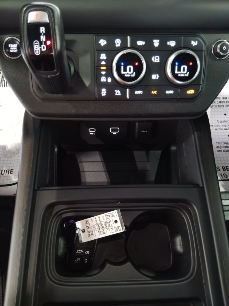 Used 2022 Land Rover Defender 110 X image 19