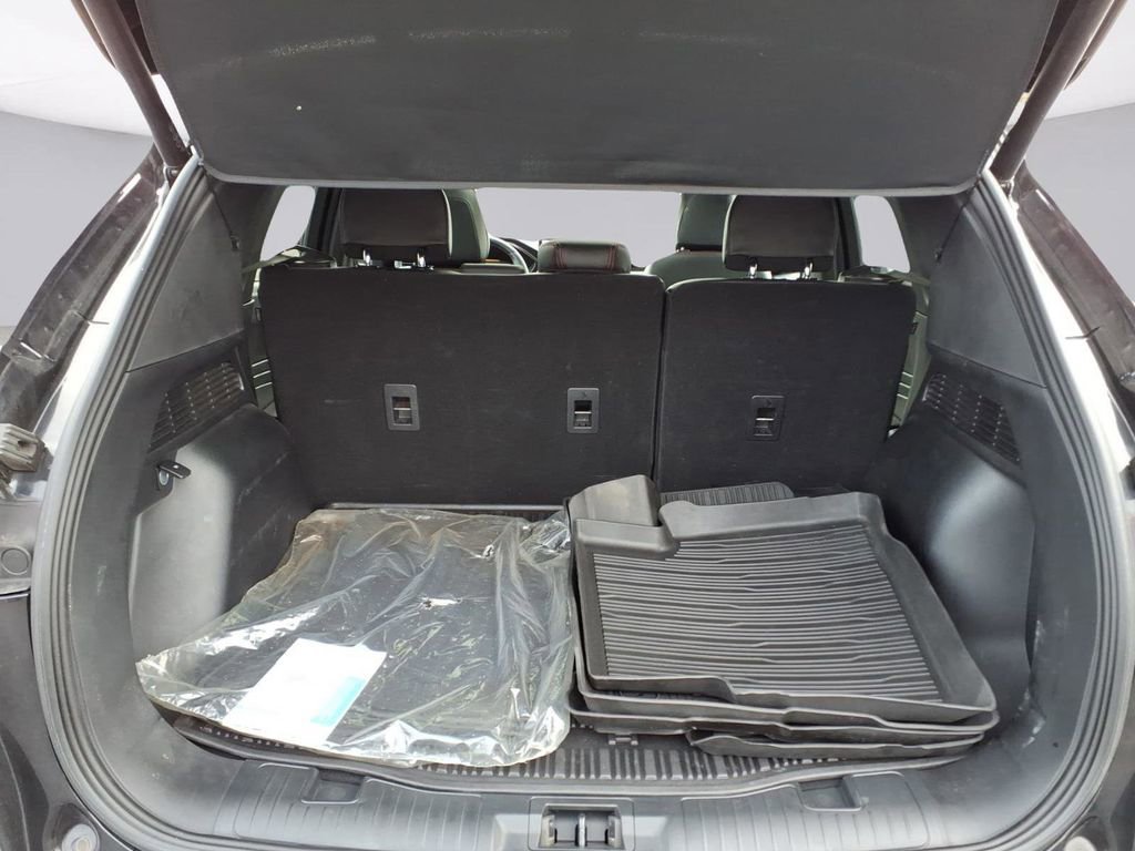 Used 2024 Ford Escape ST-Line Elite w/ Premium Technology Package AWD/4WD image 30