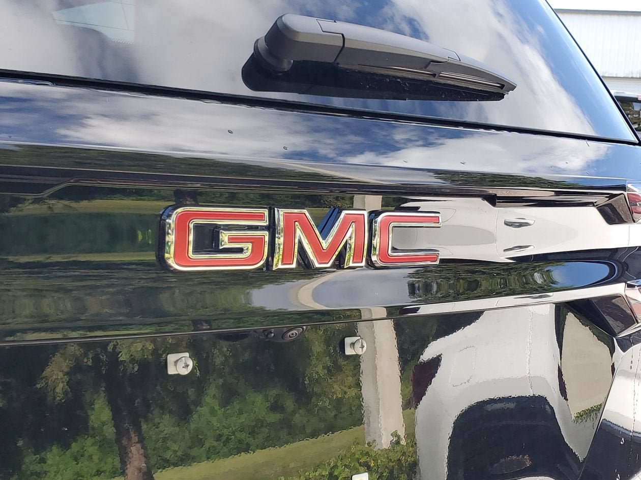 New 2026 GMC Acadia Elevation w/ Elevation Premium Package FWD image 7