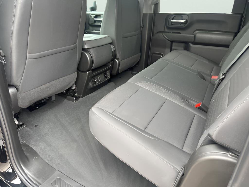 Used 2025 Chevrolet Silverado 2500 Custom w/ Custom Value Package image 19