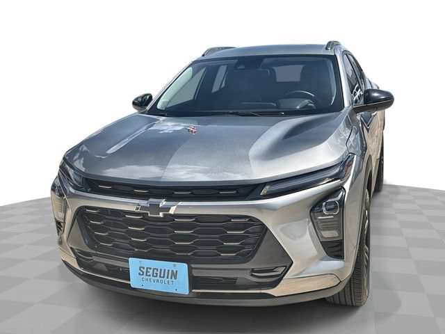 Used 2024 Chevrolet Trax ACTIV w/ Driver Confidence Package FWD image 1