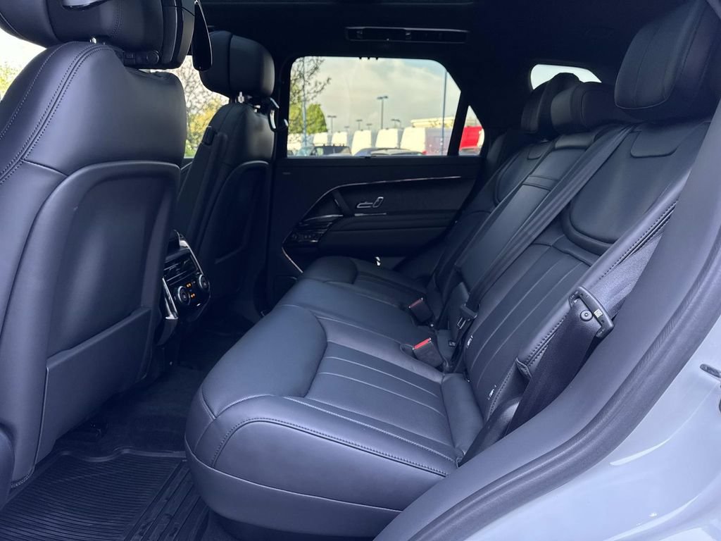Used 2025 Land Rover Range Rover Sport Autobiography AWD/4WD image 14