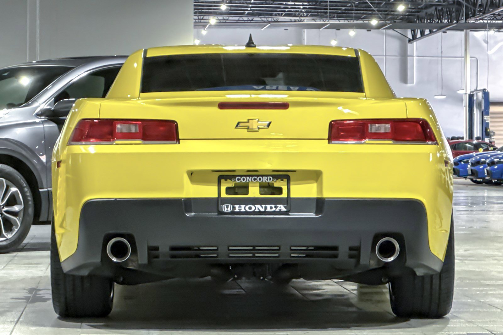 Used 2015 Chevrolet Camaro LT image 9