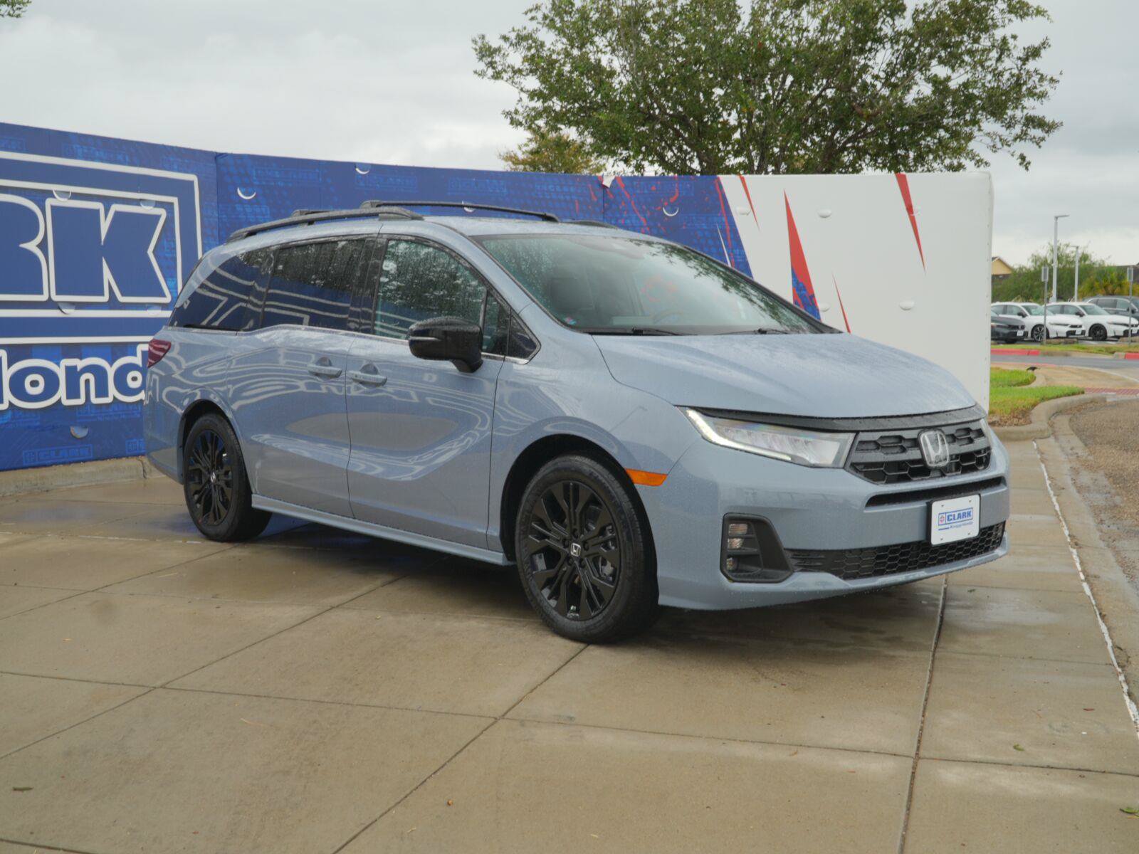 New 2027 Honda Odyssey Sport-L image 3