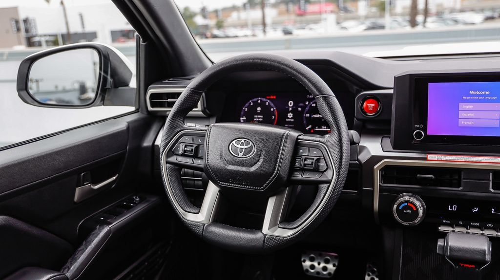 Used 2025 Toyota Tacoma TRD Sport RWD image 18