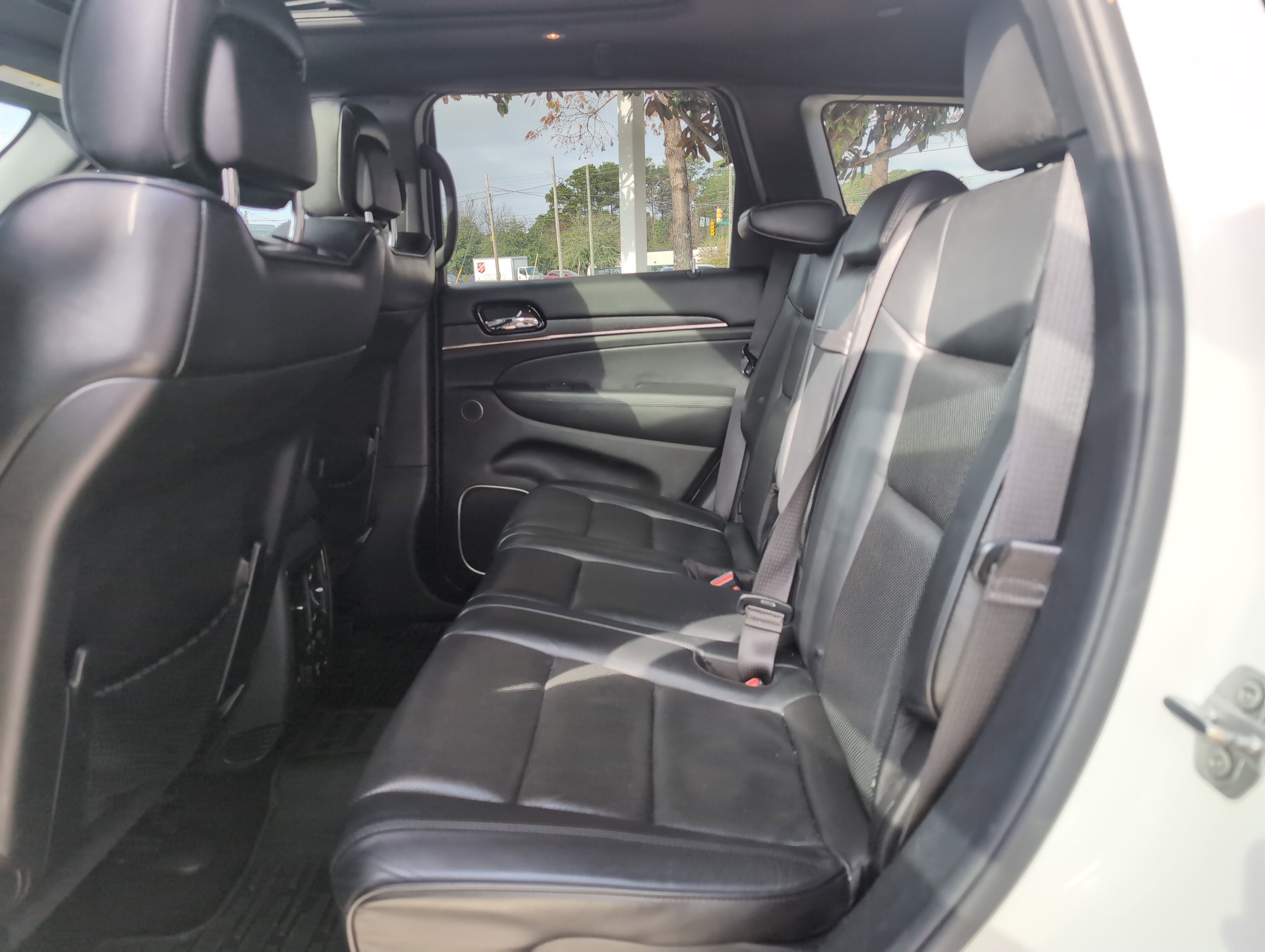 Used 2020 Jeep Grand Cherokee High Altitude image 31