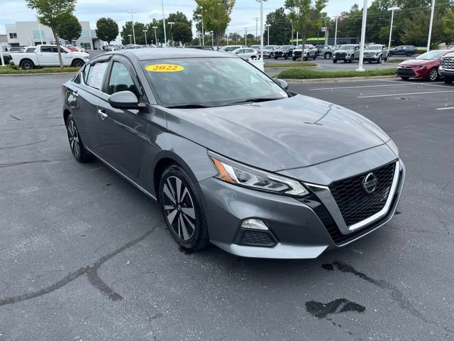 Used 2022 Nissan Altima 2.5 SV FWD image 4