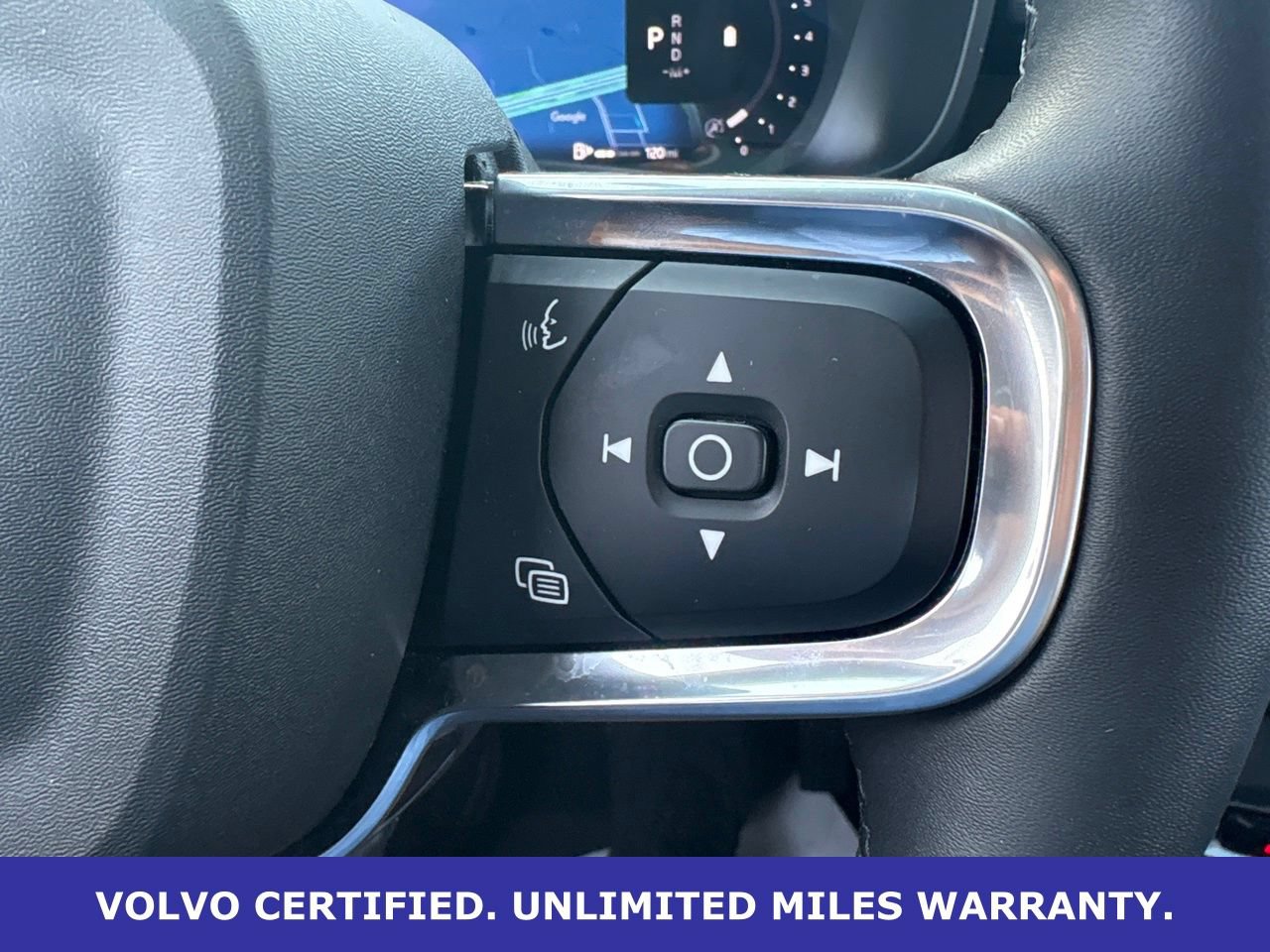 Certified 2024 Volvo XC40 B5 Plus w/ Protection Package Premier AWD/4WD image 24