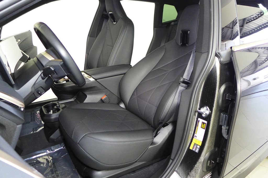 Certified 2023 BMW iX xDrive50 w/ Premium Package image 21