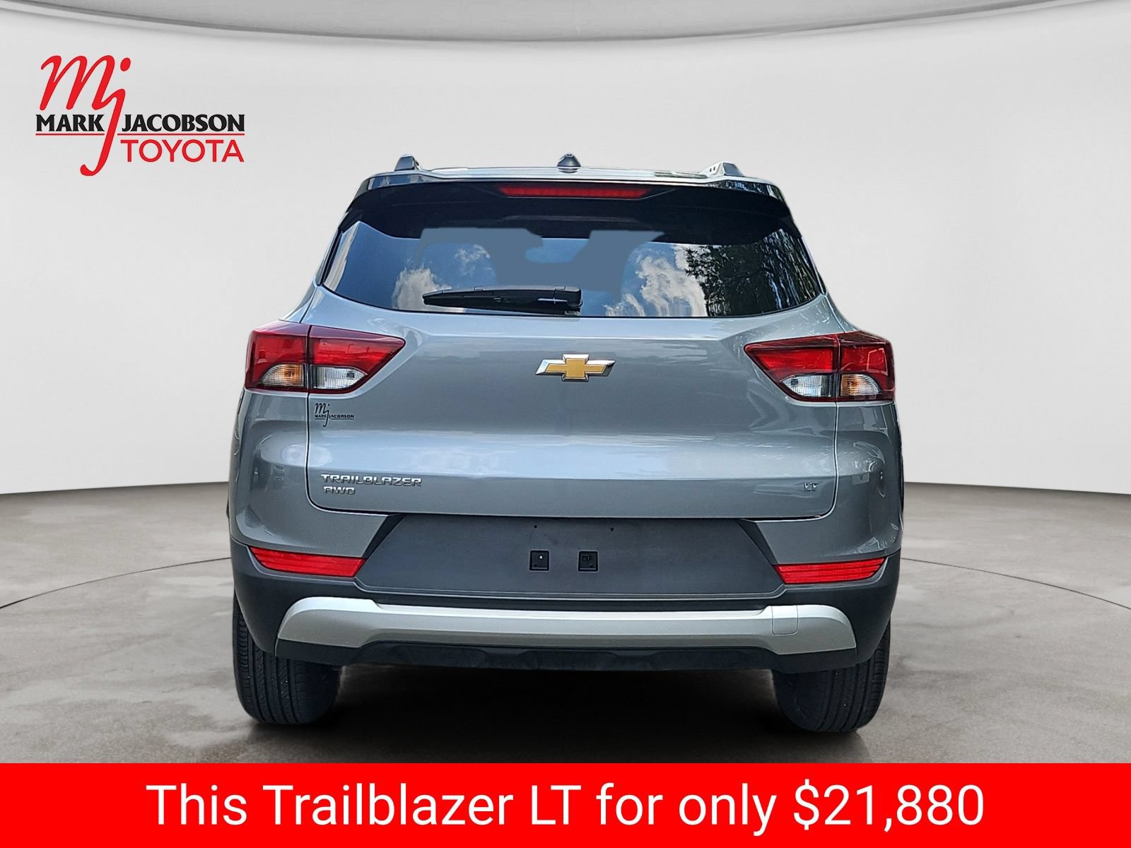 Used 2025 Chevrolet TrailBlazer LT AWD/4WD image 11