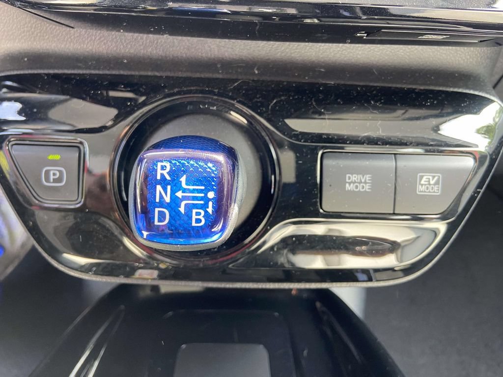 Used 2019 Toyota Prius Limited FWD image 33