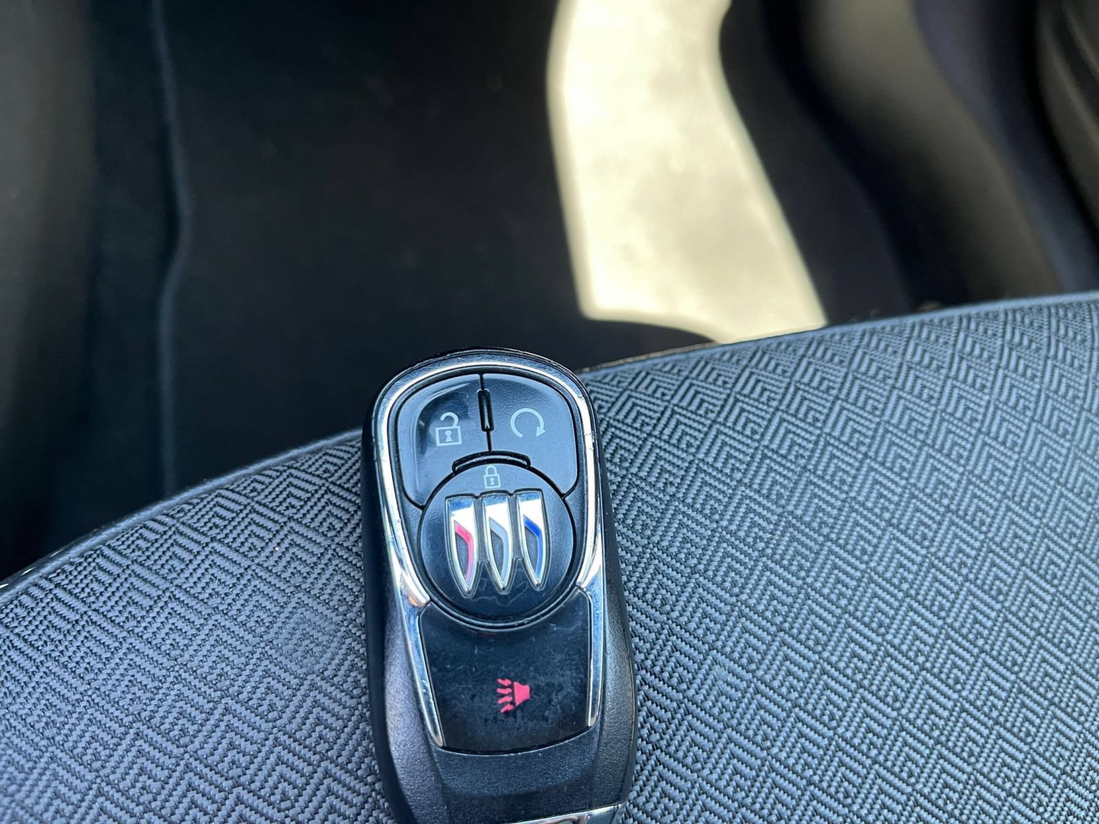 Used 2025 Buick Encore GX Preferred FWD image 23
