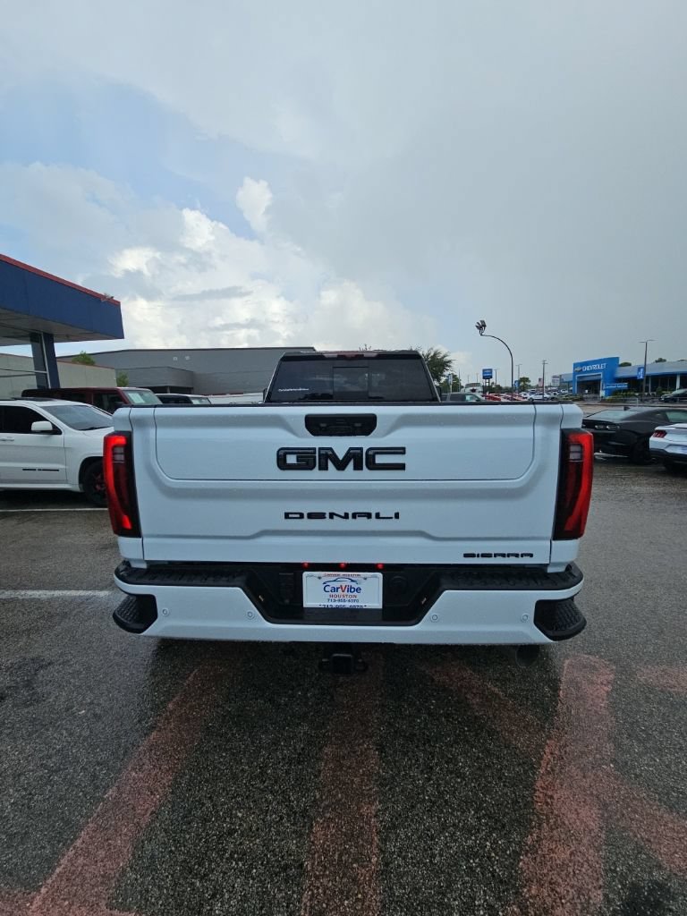 Used 2026 GMC Sierra 3500 Denali Ultimate AWD/4WD image 6