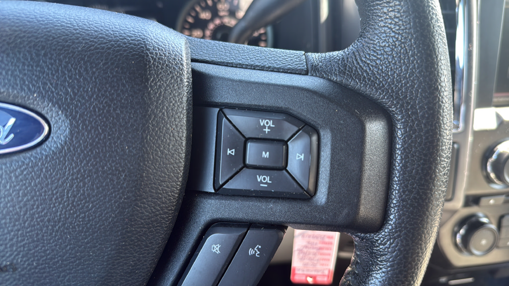 Used 2015 Ford F150 XLT w/ Equipment Group 302A Luxury AWD/4WD image 25