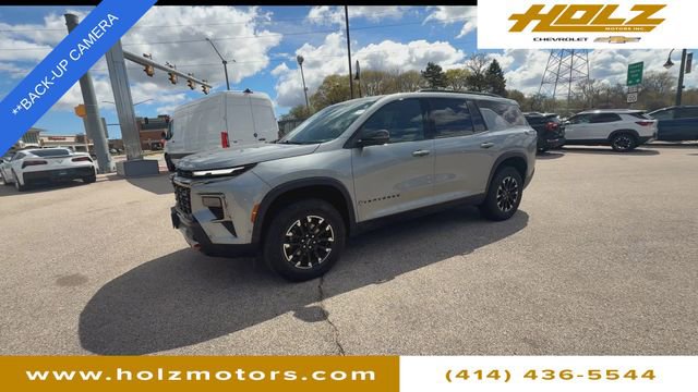 Certified 2024 Chevrolet Traverse Z71 w/ Enhanced Driving Package image 4