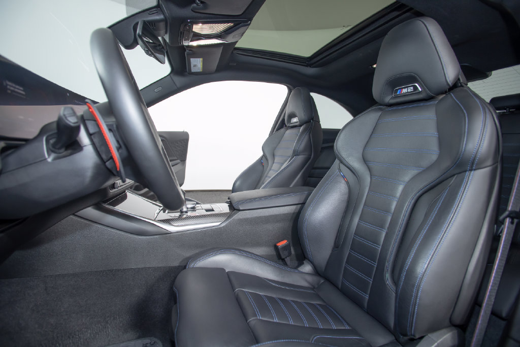 Used 2024 BMW M2 w/ Lighting Package RWD image 3