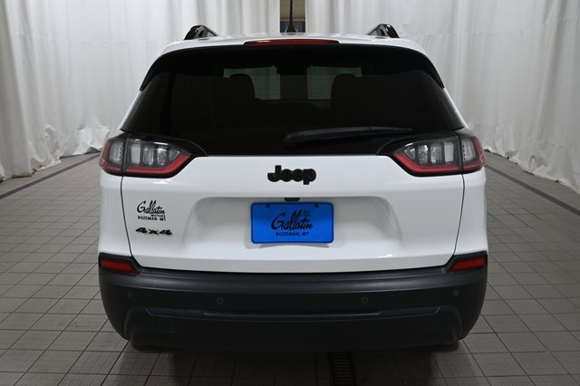 Used 2020 Jeep Cherokee Latitude Plus image 11