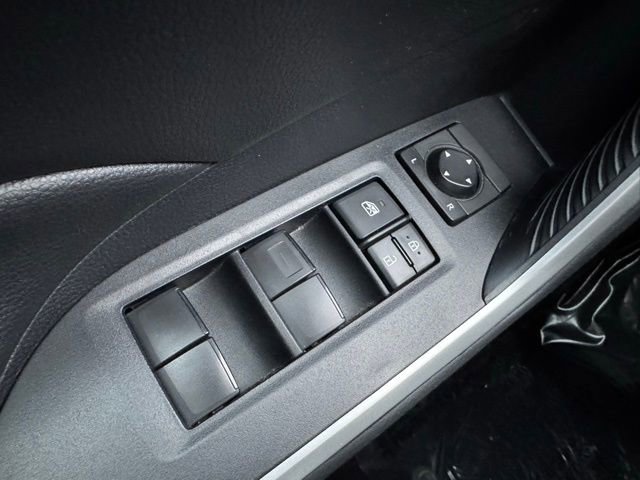 Certified 2019 Toyota RAV4 LE image 30