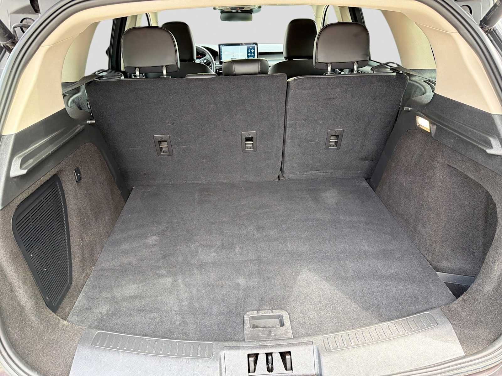 Used 2023 Lincoln Corsair FWD image 34