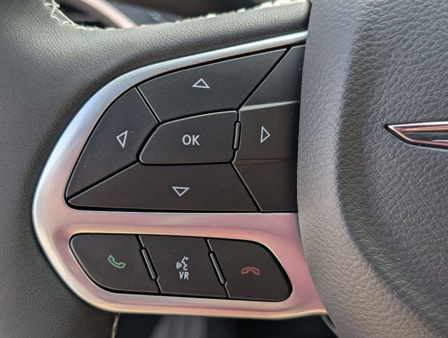 New 2026 Chrysler Pacifica Limited FWD image 16