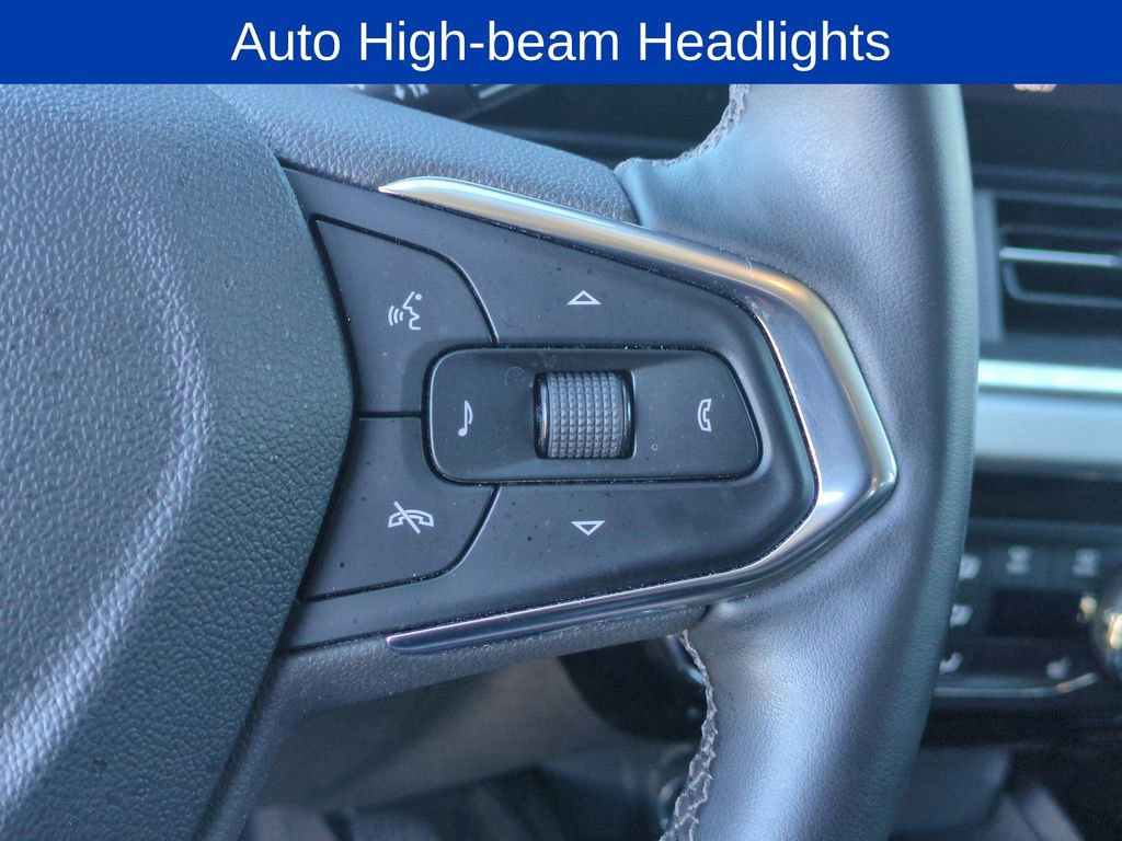 Certified 2024 Chevrolet Trax LT w/ Driver Confidence Package image 14