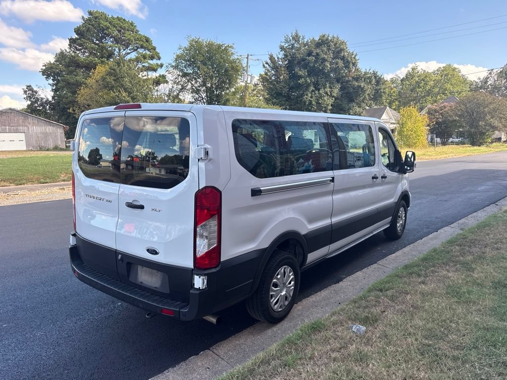 Used 2023 Ford Transit 350 XLT RWD image 6