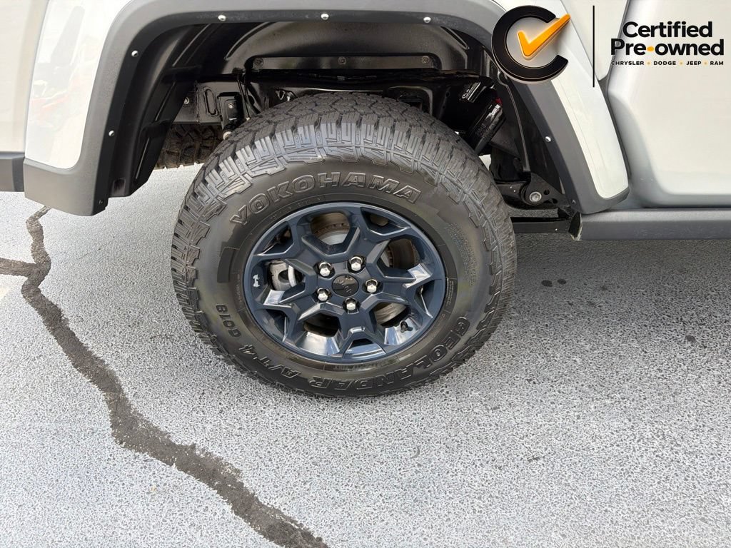 Certified 2023 Jeep Gladiator Sport AWD/4WD image 22