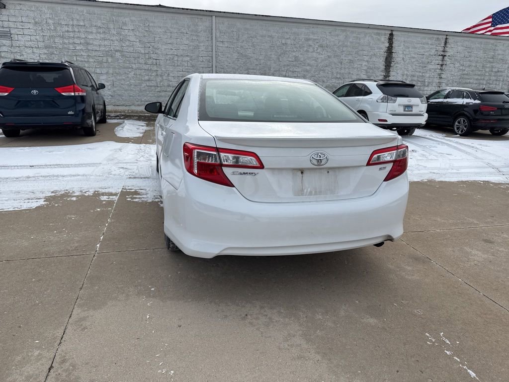 Used 2013 Toyota Camry SE image 7