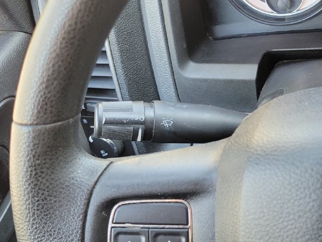 Used 2015 RAM 1500 Express AWD/4WD image 15