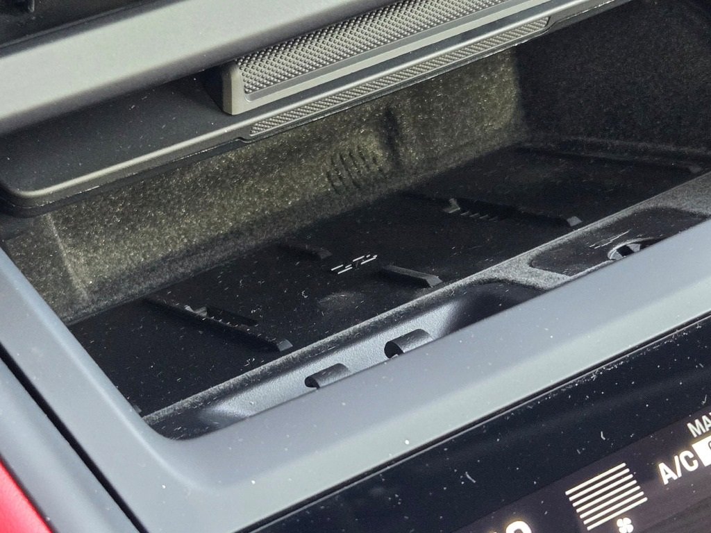 New 2025 Porsche Macan 4S Electric image 25