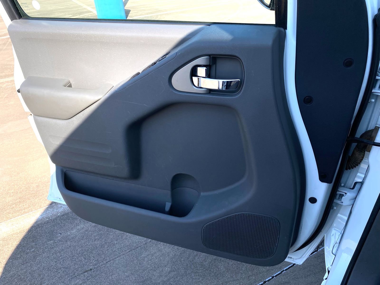 Used 2018 Nissan Frontier SV RWD image 16