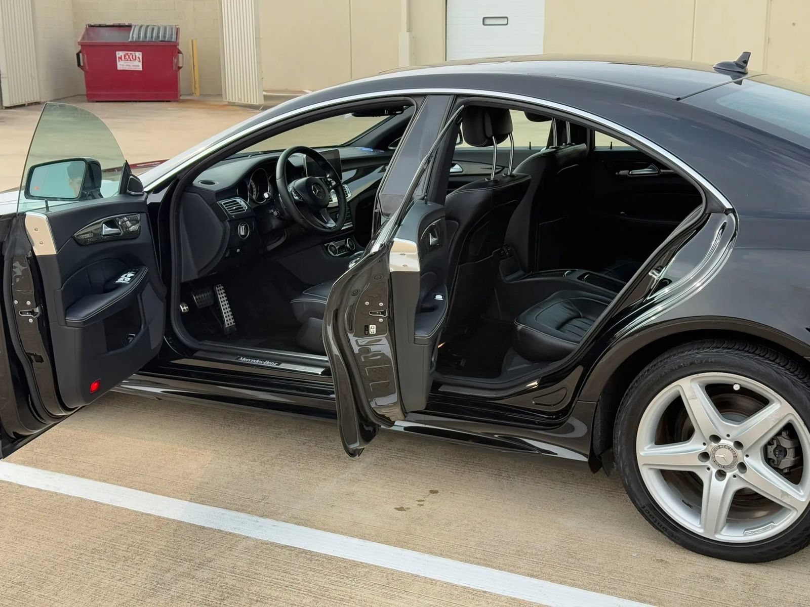Used 2016 Mercedes-Benz CLS 400 4MATIC image 9