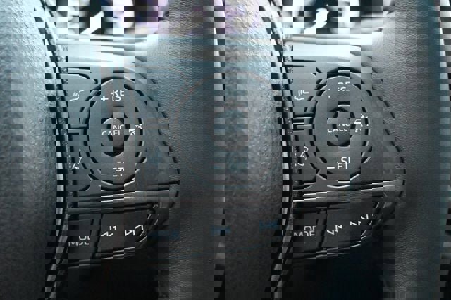 Used 2022 Toyota Camry SE w/ Cold Weather Package image 36