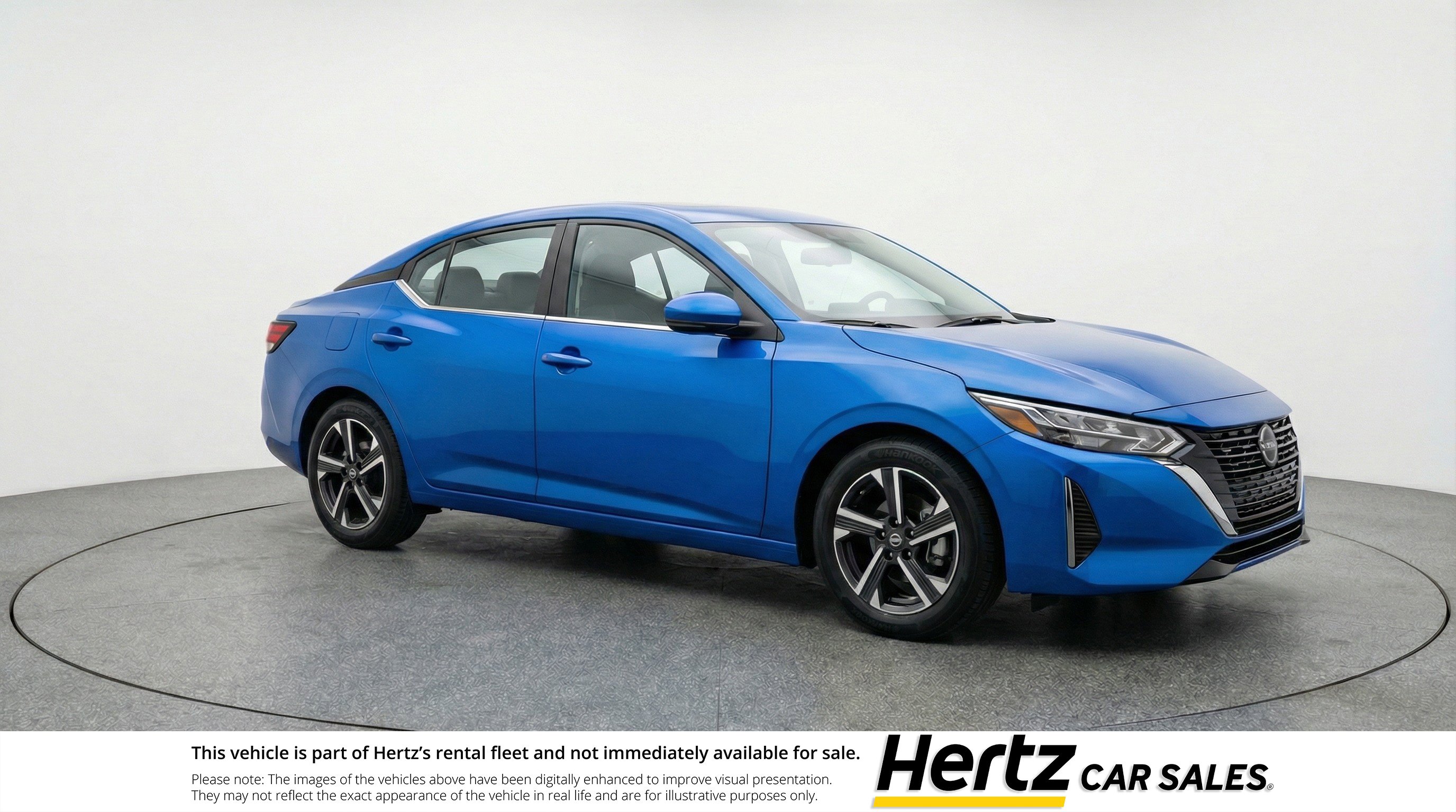 Used 2025 Nissan Sentra SV image 1