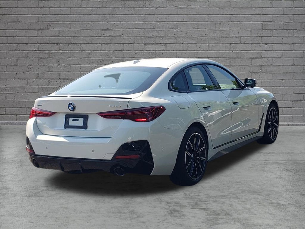 New 2026 BMW 430i xDrive w/ M Sport Package AWD/4WD image 4