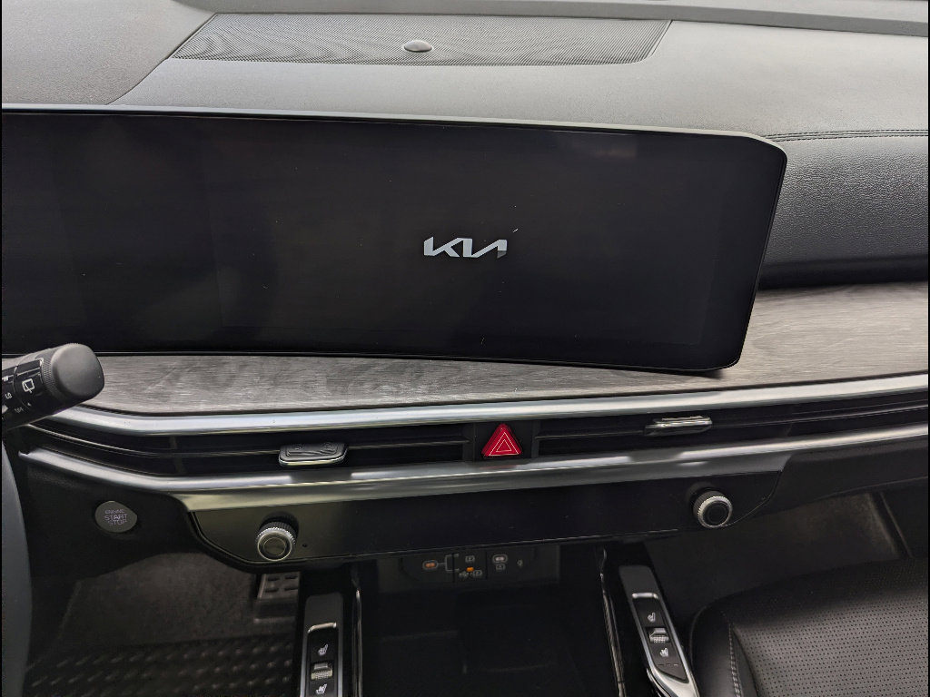 Used 2024 Kia Sorento SX image 32
