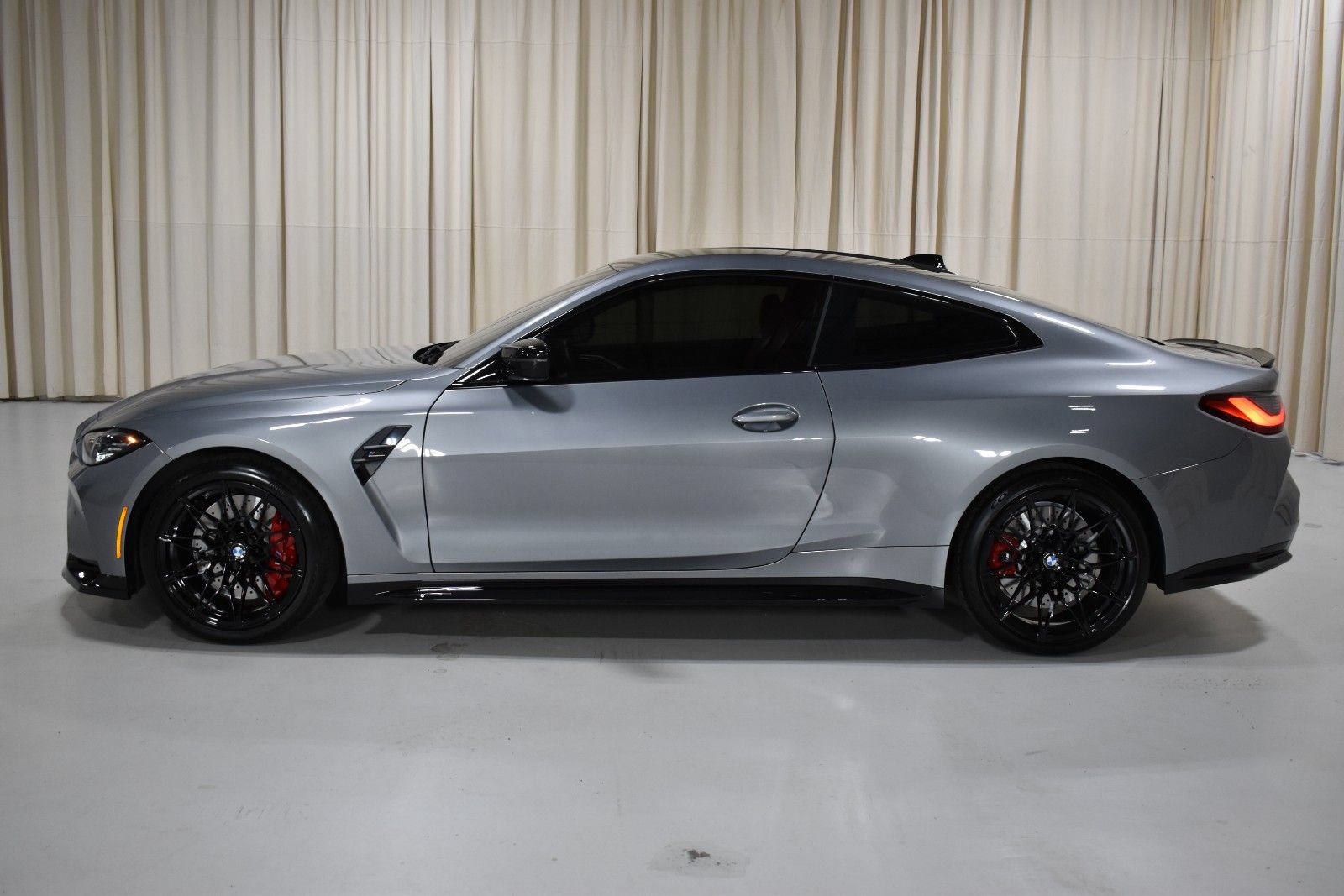 Used 2023 BMW M4 Competition RWD image 8